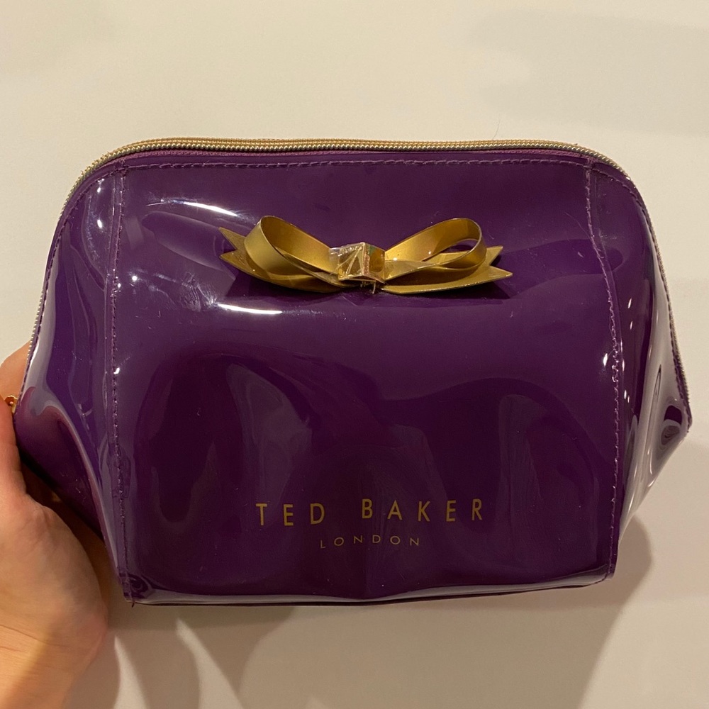 Like New Ted Baker Large Makeup / Travel Bag